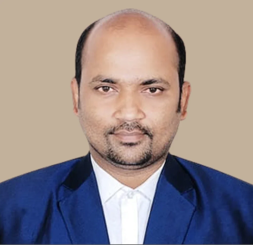Giridhar S R
